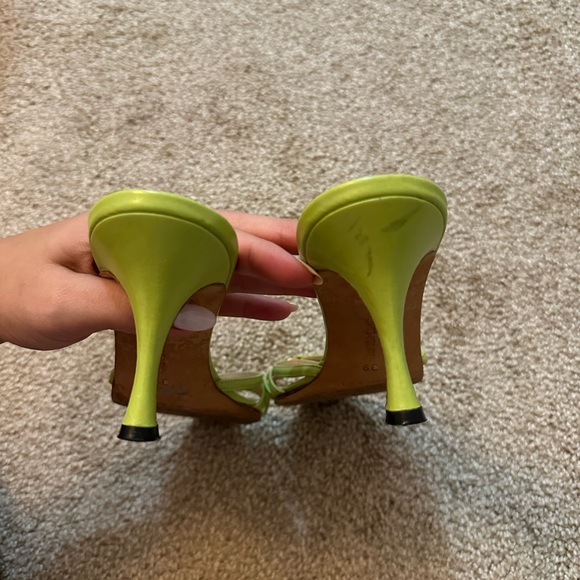 Manolo Blahnik Lime Green Strappy Heels - Picture 4 of 4